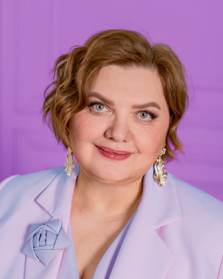 Елена Семёнова